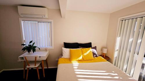 Birkenhead Apartment | Private Retreat in Birkenhead