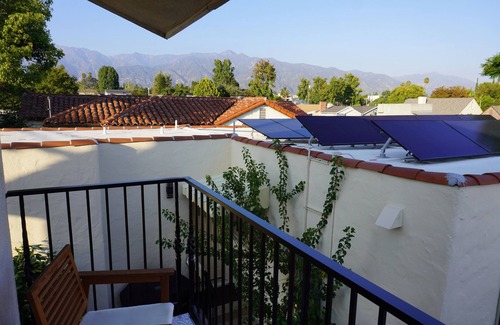 Pasadena Condo | Private Retreat near Caltech and Huntington Library