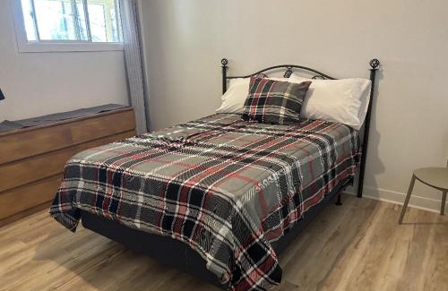 Mauricie House | Private Room 1 In A Spacious 5-bedroom Home