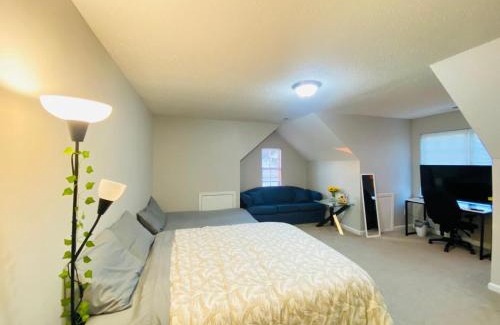 Southeast Raleigh House | Private room & bathroom close to Downtown Raleigh