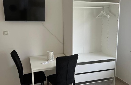 Region Hannover District Apartment | Private Room