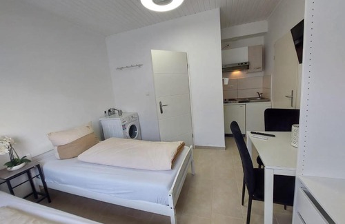 Region Hannover District Apartment | Private Room