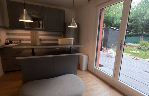 Noisy-le-Sec Apartment | Private room - Garden & terrace