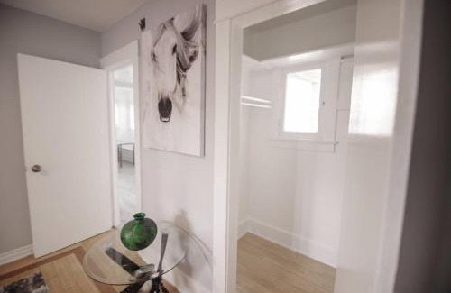 Wilshire House | Private Room in East Hollywood
