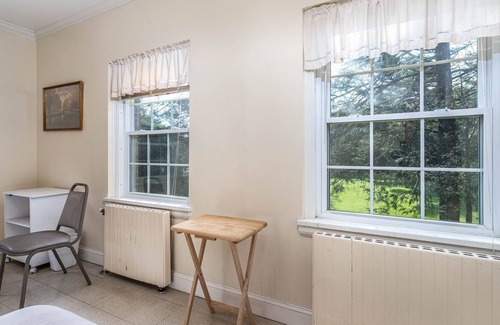 Lancaster House | Private Room in Grand Estate w/ Separate Entrance