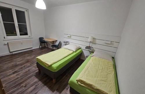 Pirna House | Private room in our home with free VVO ticket & cats