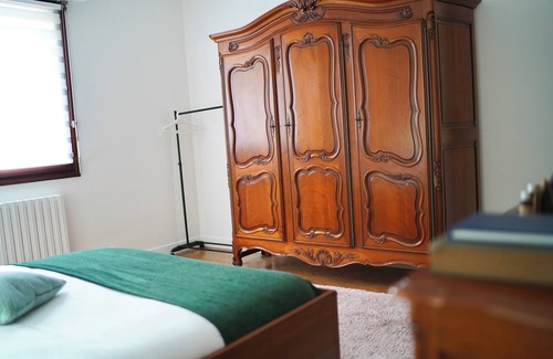 Hendaye Bed & Breakfast | Private room on the heights of Hendaye.