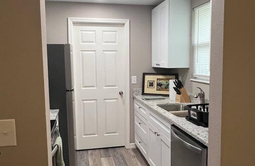 Spring Hill House | Private Room Rental!
