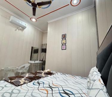 Haldwani Apartment | Private room -Tulsi Homestay