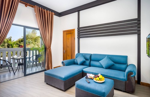 Siem Reap Hotel | Private room with consist of 10 bedrooms for maximum 20 persons