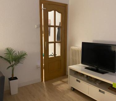 Pacifico Bed & Breakfast | Private Rooms Madrid Retiro
