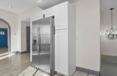 Barnum West House | Private Rooms near Downtown Denver & Sloan’s Lake (Room #2)