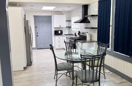 Barnum West House | Private Rooms near Downtown Denver & Sloan’s Lake (Room #2)
