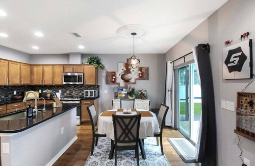 North Port House | Private Salt Water Pool Home in North Port - La Vida Loca