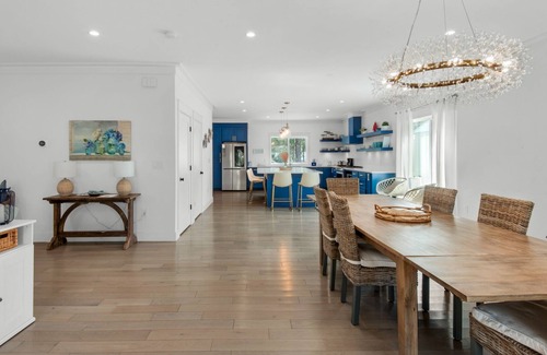 San Juan House | Private Saltwater Pool in Seagrove, Sleeps 13 + Free Attraction Tickets!