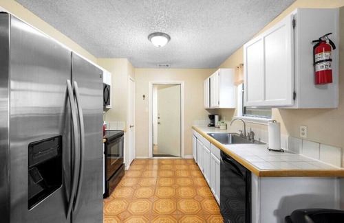 Great Northwest House | Private San Antonio Getaway Near SeaWorld!