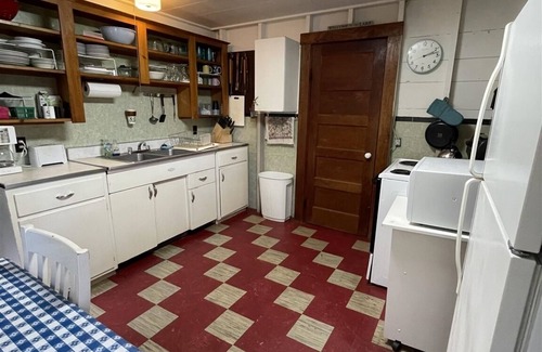Standish Cottage | PRIVATE SANDY BEACH ON SEBAGO LAKE!