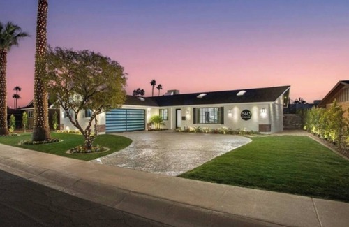 South Scottsdale House | Private Scottsdale Oasis