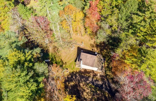 Elkton Cabin | Private Shenandoah Cabin Chalet Luray Fire Pit