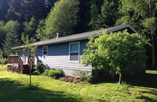 Port Angeles House | Private- Sol Duc Riverside- 2 king 2 bath- adjacent to NFS trails- great locale