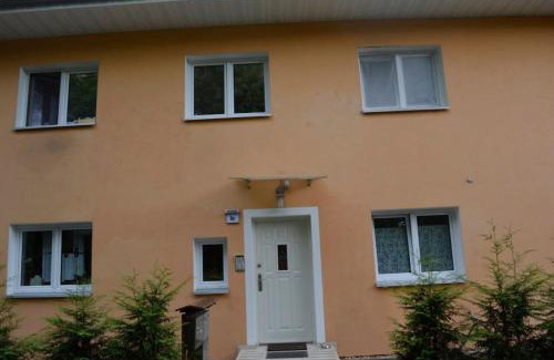 Oberhavel Apartment | Private Souterrain Apartment in the green of Berlin
