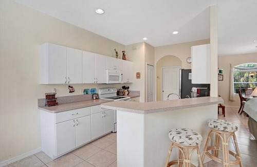 North Port House | Private, Spacious 3 bed-2 bath Home with pool & spa