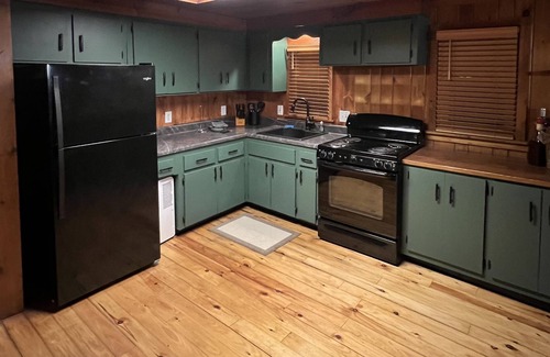 Lake Luzerne Cabin | Private Spacious cabin in the woods
