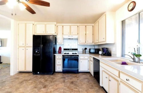 Landers House | Private,stargazing,2 acres.