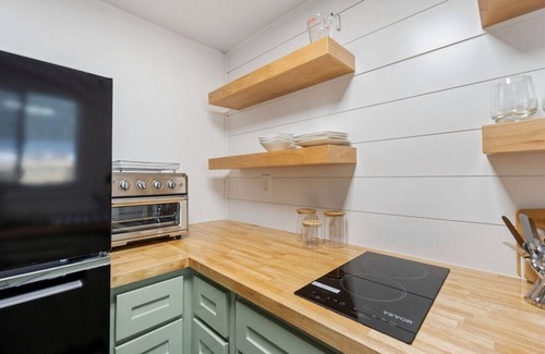 Tower District House | Private Studio/Guest House