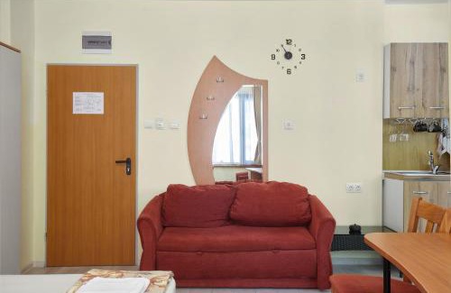 Old Town Apartment | Private Studio in Hotel Paradise Pomorie by Flat Mаnаger