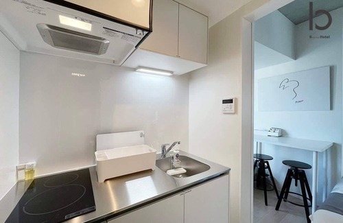 Hiroshima City Centre Apartment | Private Studio Near Peace Park & City Sights