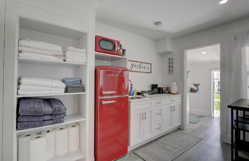 Bonita Springs Apartment | Private Studio Tucked Away on a Private Compound