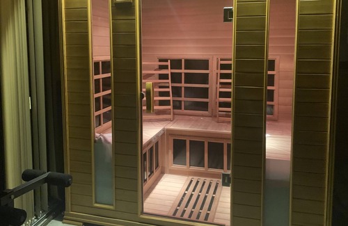 Paraparaumu Apartment | Private Studio with Hot Spring spa & infrared sauna