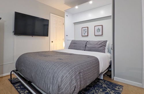 Sterling Apartment | Private Studio with Queen Bed, Desk, & Clawfoot tub