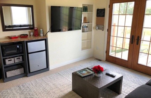 Boulder Condo | Private Suite and Patio by Boulder Gorgeous Views