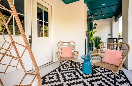 West End Apartment | Private Suite in Historic Austin B&b: Sleeps 4!