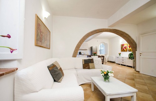 Po' Bandino Villa | Private Tuscan Villa , private pool,immersed in a breathtaking park, sleeps 6