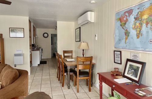 Ahwahnee Cottage | Private two bedroom cottage off Historic Highway 49.