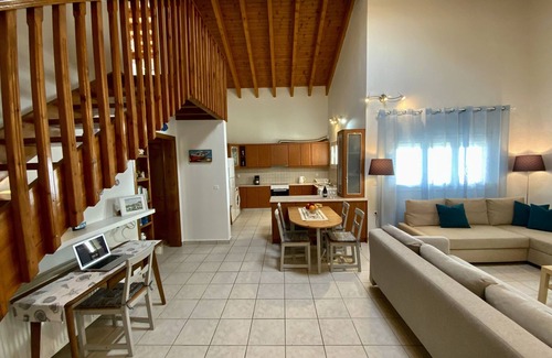 Katsarou Villa | Private villa for 8 quests with private pool an staggering ocean views