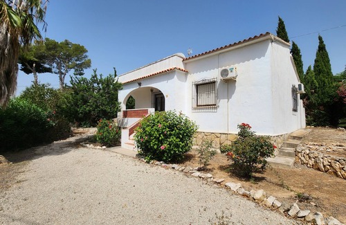 Pinar del Advocat Villa | Private villa in Moraira for 4 with private pool. 22 minutes walk to the beach.
