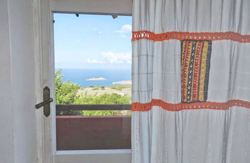 Paduledda Villa | Private Villa with WIFI, A/C, private pool, TV, terrace, pets allowed, panoramic view, parking