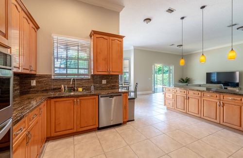 Cutler Bay Villa | Private Villa Pool & Waterfall