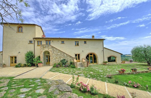 Sarteano Villa | Private Villa with A/C, private pool, WIFI, sauna, TV, panoramic view, close to Montepulciano