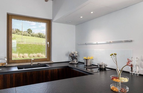Volterra Villa | Private Villa with A/C, hot tub, WIFI, private pool, patio, pets allowed, close to San Gimignano