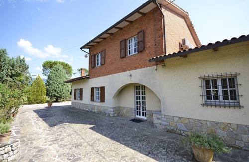 Cortona Villa | Private Villa with private pool, A/C, WIFI, TV, patio, pets allowed, parking, close to Cortona
