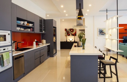 Ong Lang Villa | Private villa with large infinity pool