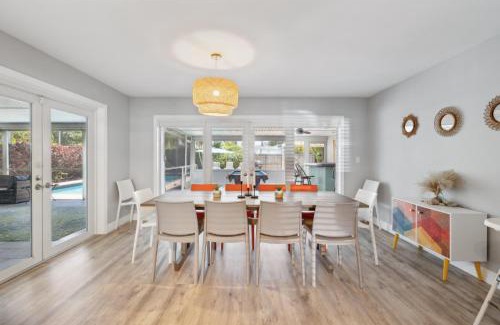 Dania Beach House | Private Villa with Pool and Sauna home