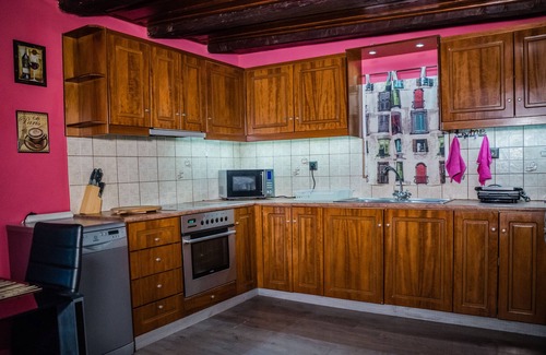 Petrokefalion Villa | Private Villa with pool,private parking, beaches nearby, quiet relaxing location