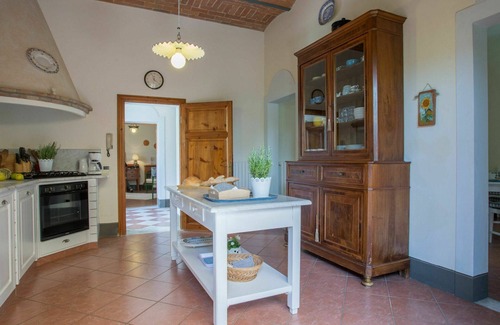 Fabbrica Villa | Private Villa with private pool, A/C, WIFI, TV, terrace, pets allowed, panoramic view, parking