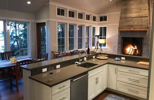Hansville House | Private Waterfront Getaway - Ultimate in Work-From-Home Luxury